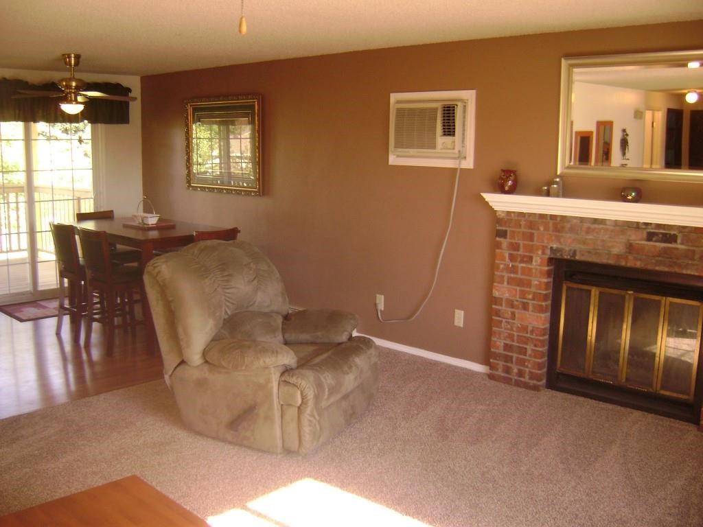 3208 N Bates Ct - Photo 5