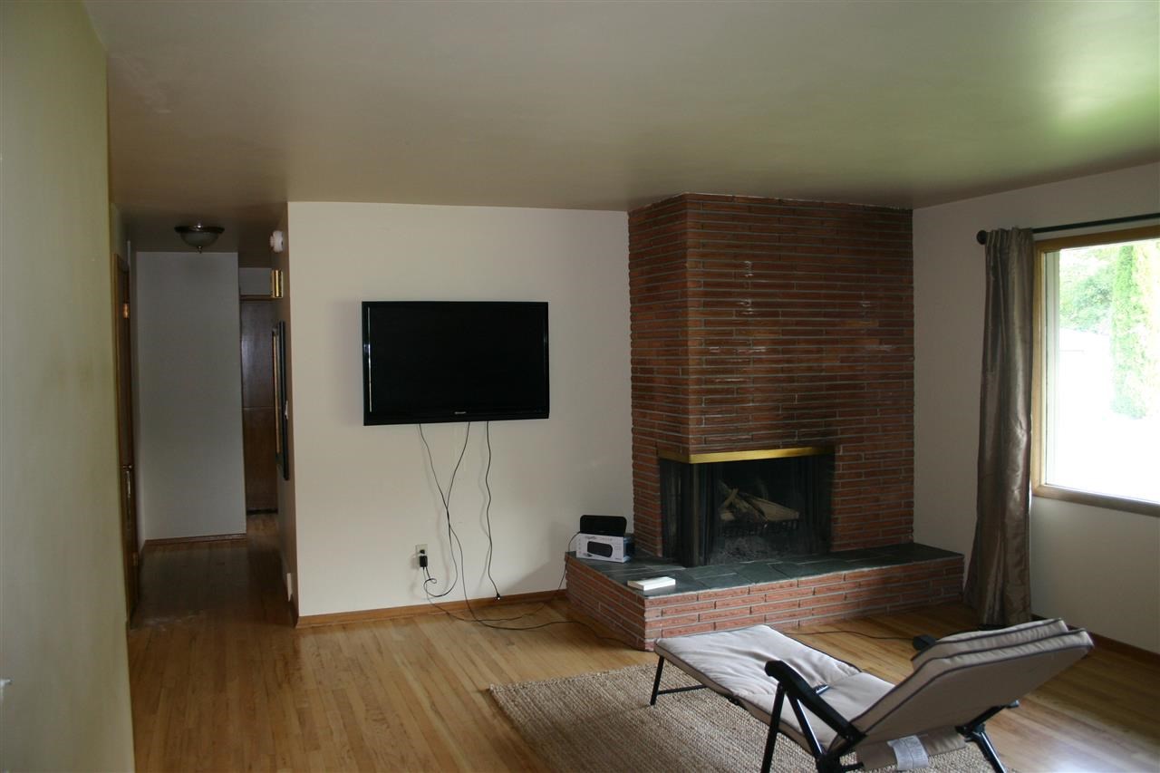 2521 E Girard Pl - Photo 4
