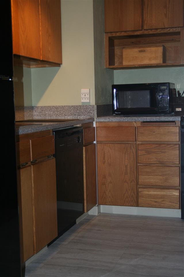 3117 W Francis Ave - Photo 6