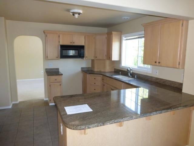 6306 W Skagit Ave - Photo 3