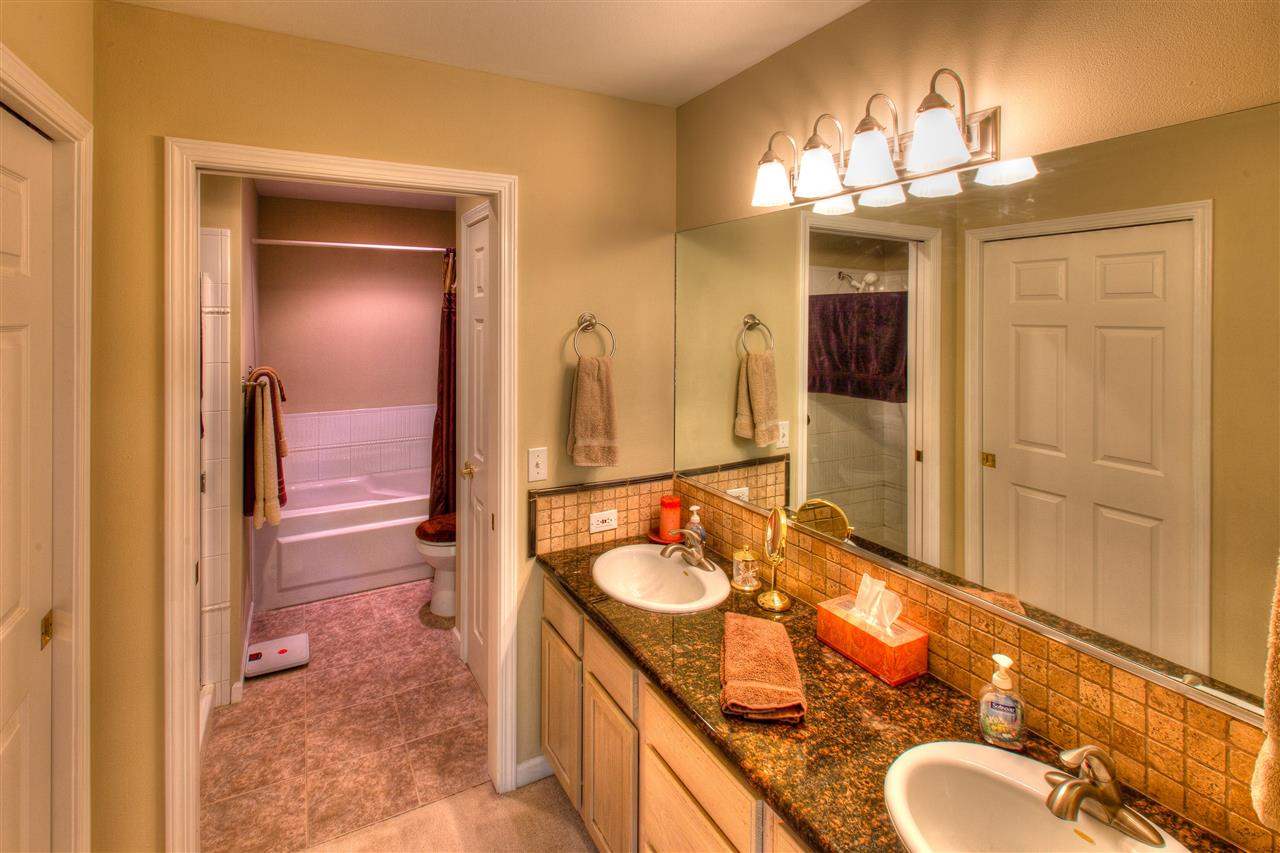 639 N Riverpoint Blvd #G204 - Photo 12