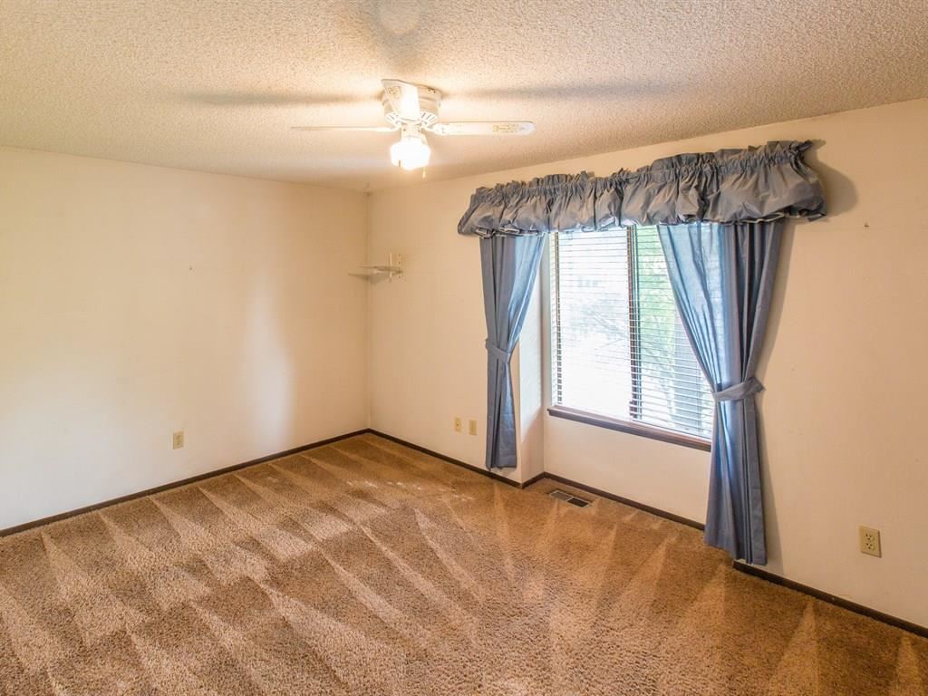 3810 S Moffitt - Photo 9
