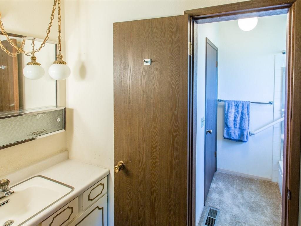 23916 E 1st Ave - Photo 13