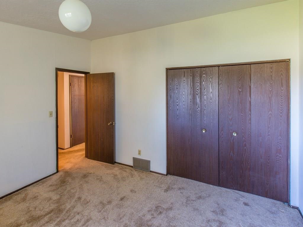 23916 E 1st Ave - Photo 14