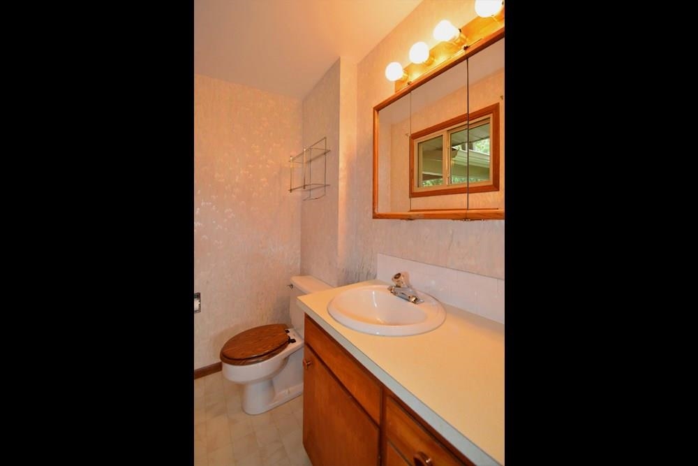 2820 S Avalon - Photo 8