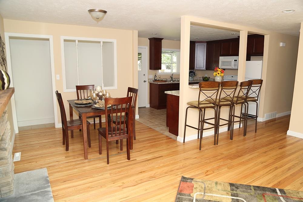 904 N St Charles - Photo 3