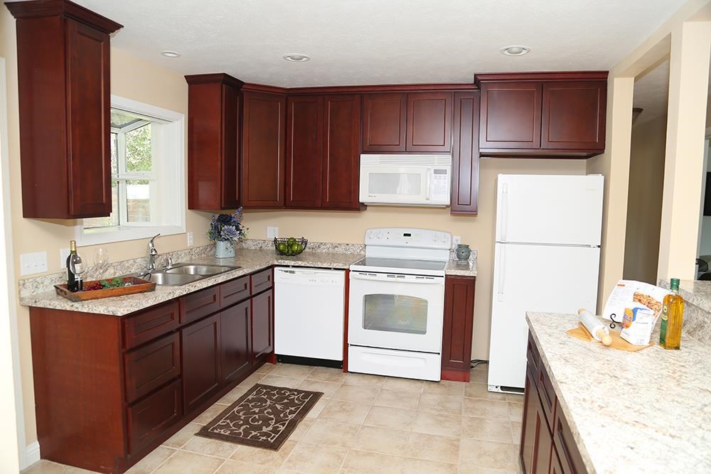 904 N St Charles - Photo 4