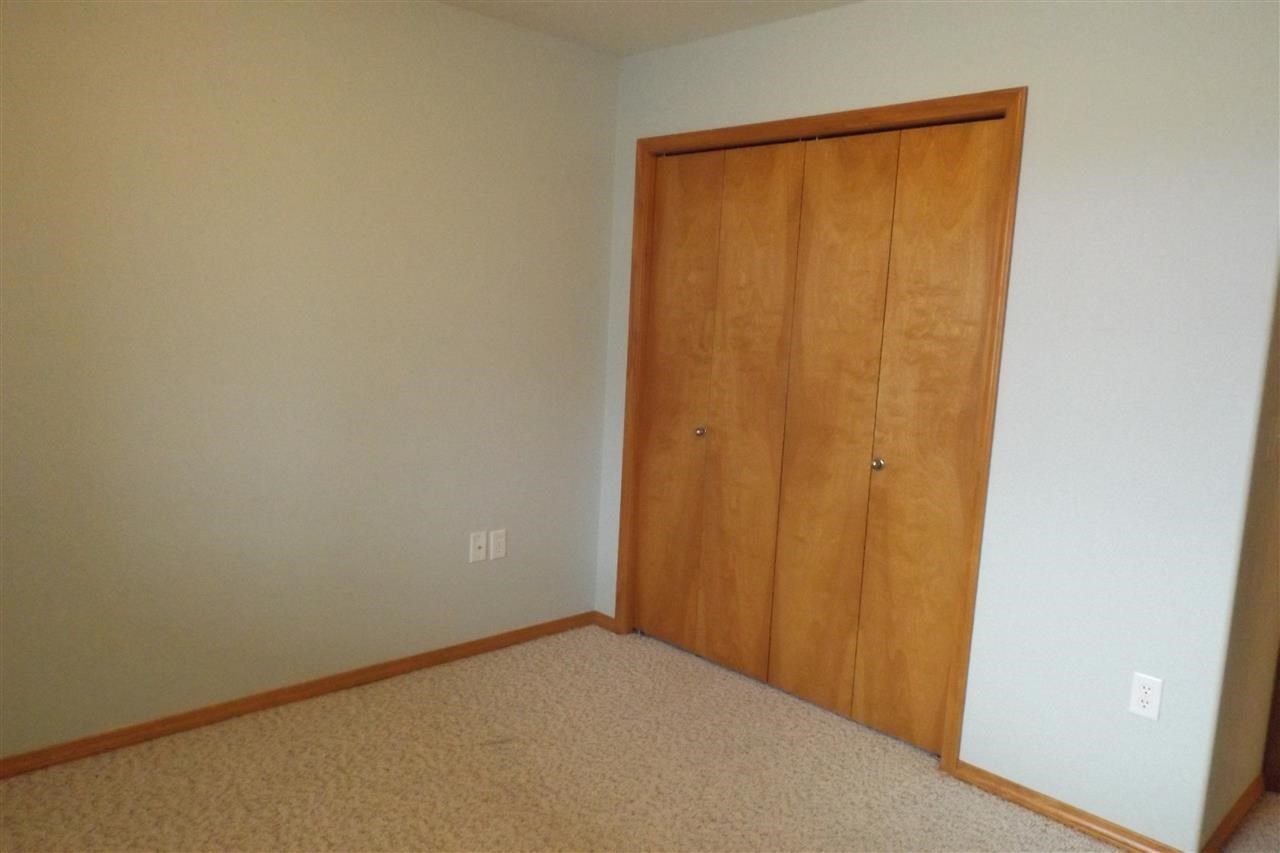 1710 W Pleasant Ln - Photo 7