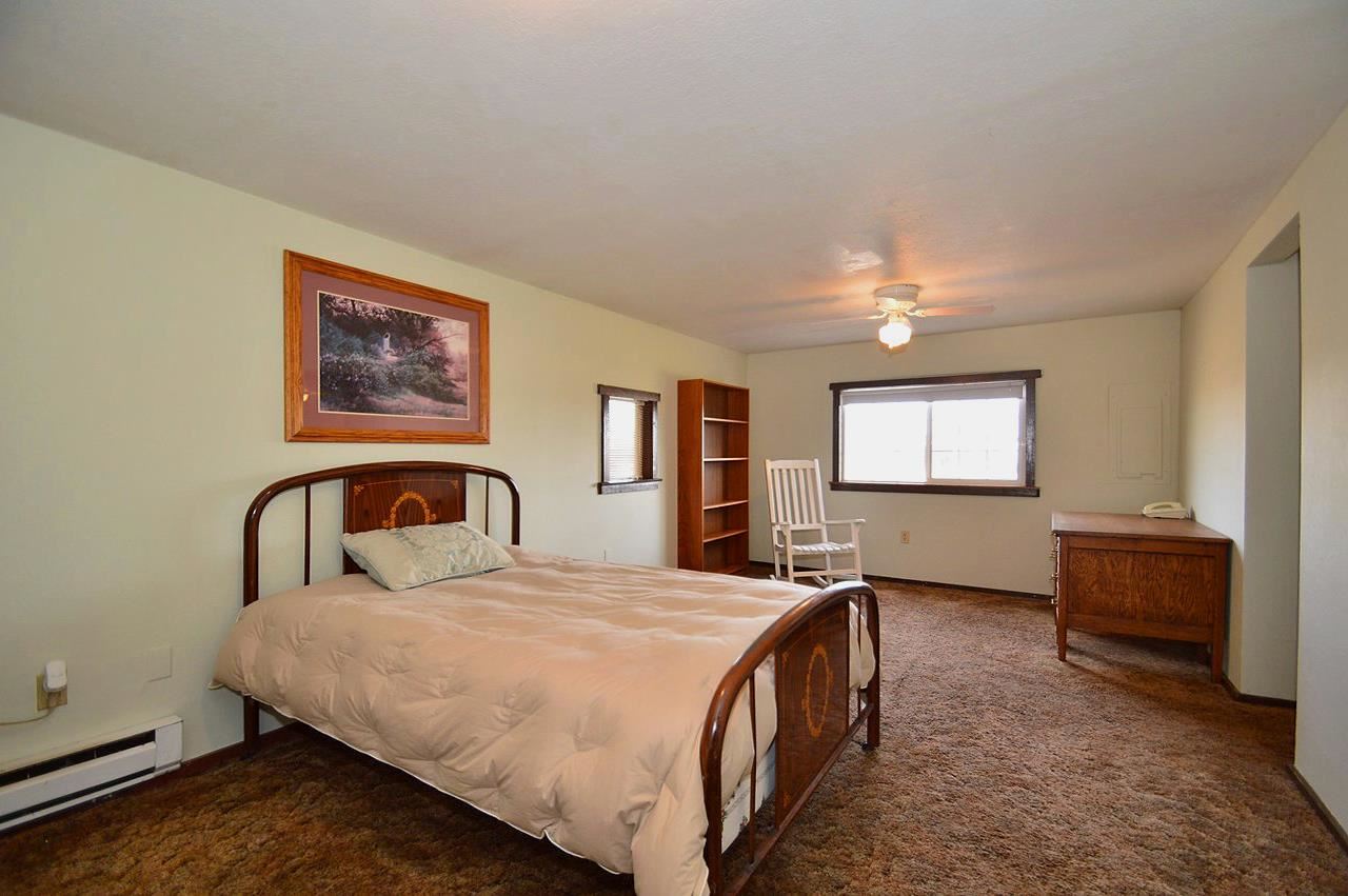 821 N Lefevre - Photo 8