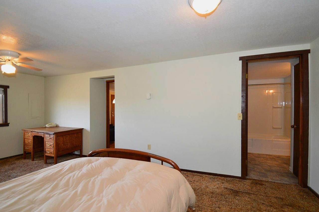821 N Lefevre - Photo 9