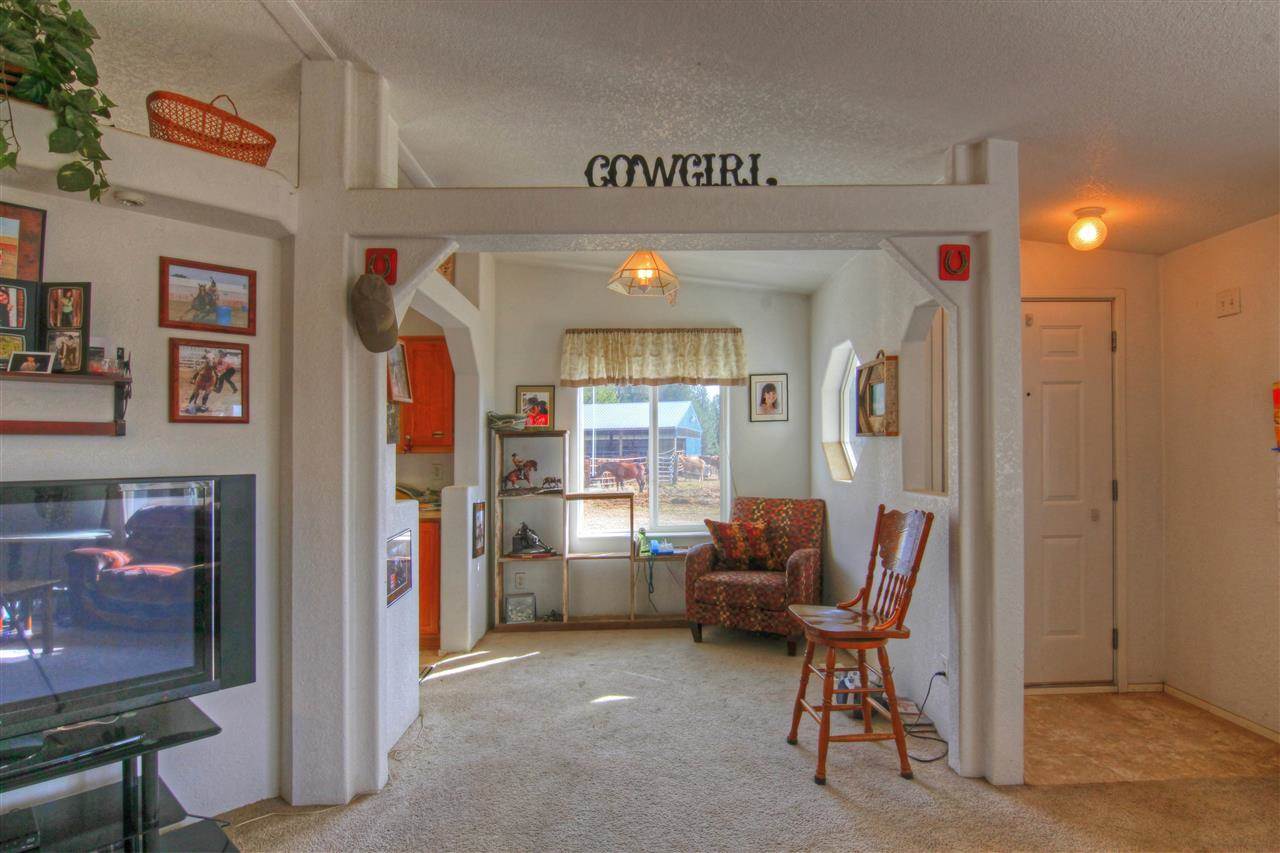 4807 Whittier Rd - Photo 4