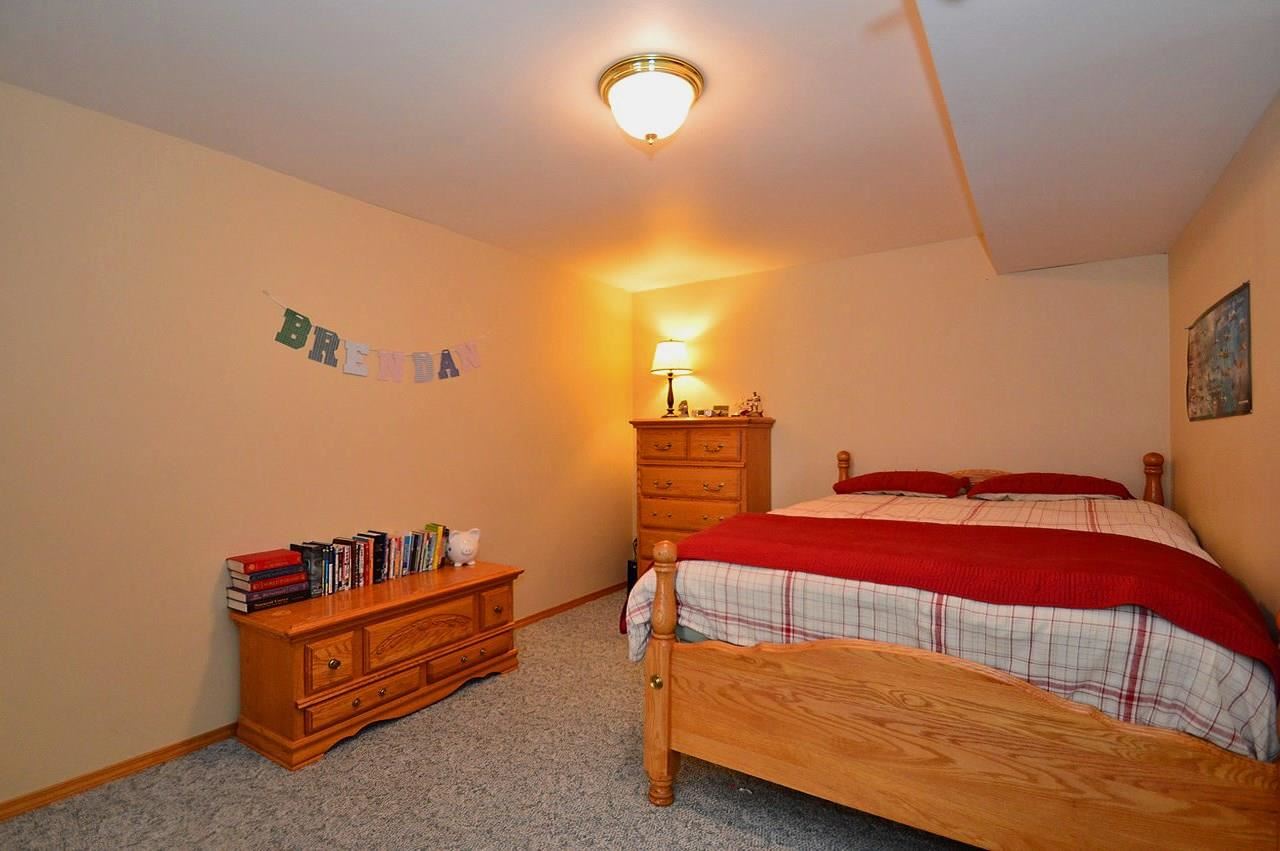 1338 E 3rd Ave - Photo 16