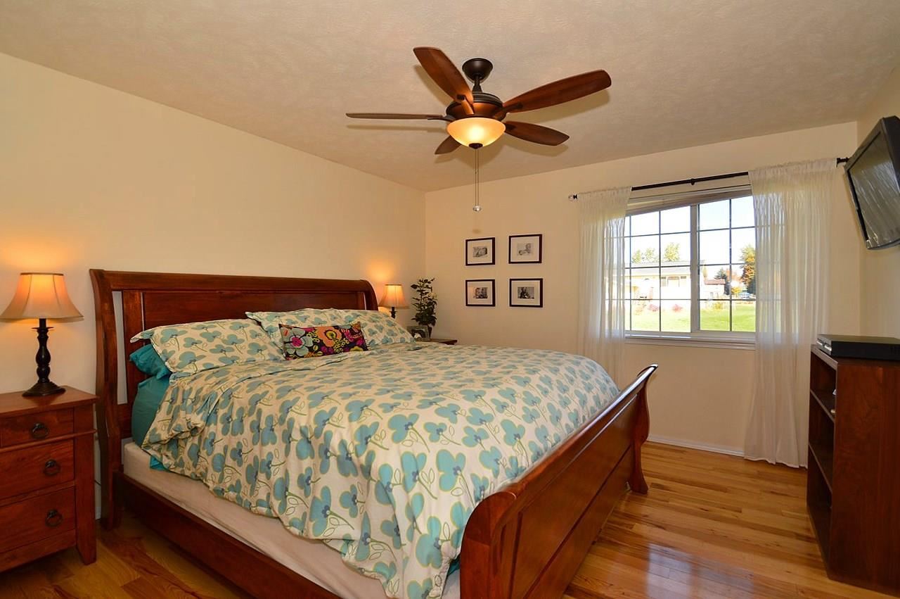 1338 E 3rd Ave - Photo 8