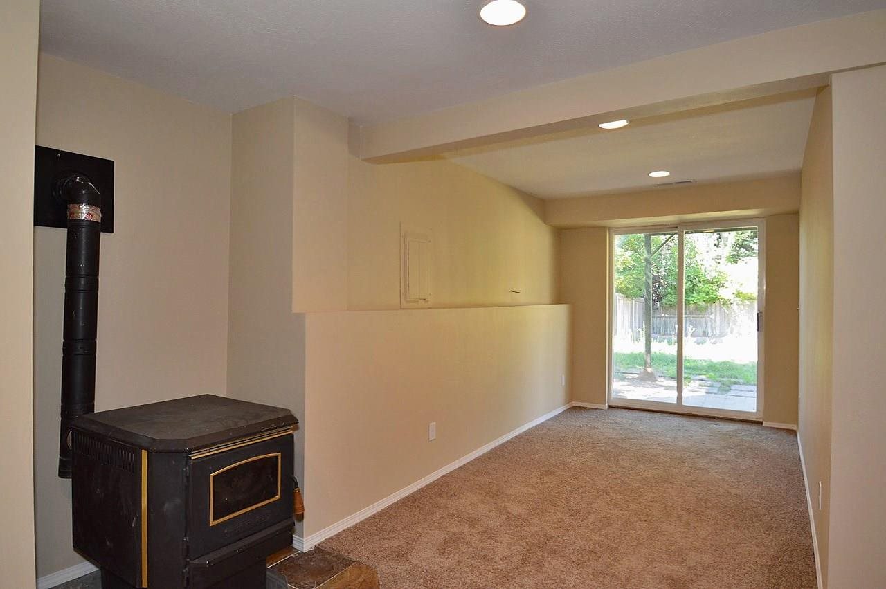 621 E Sumter Way - Photo 16
