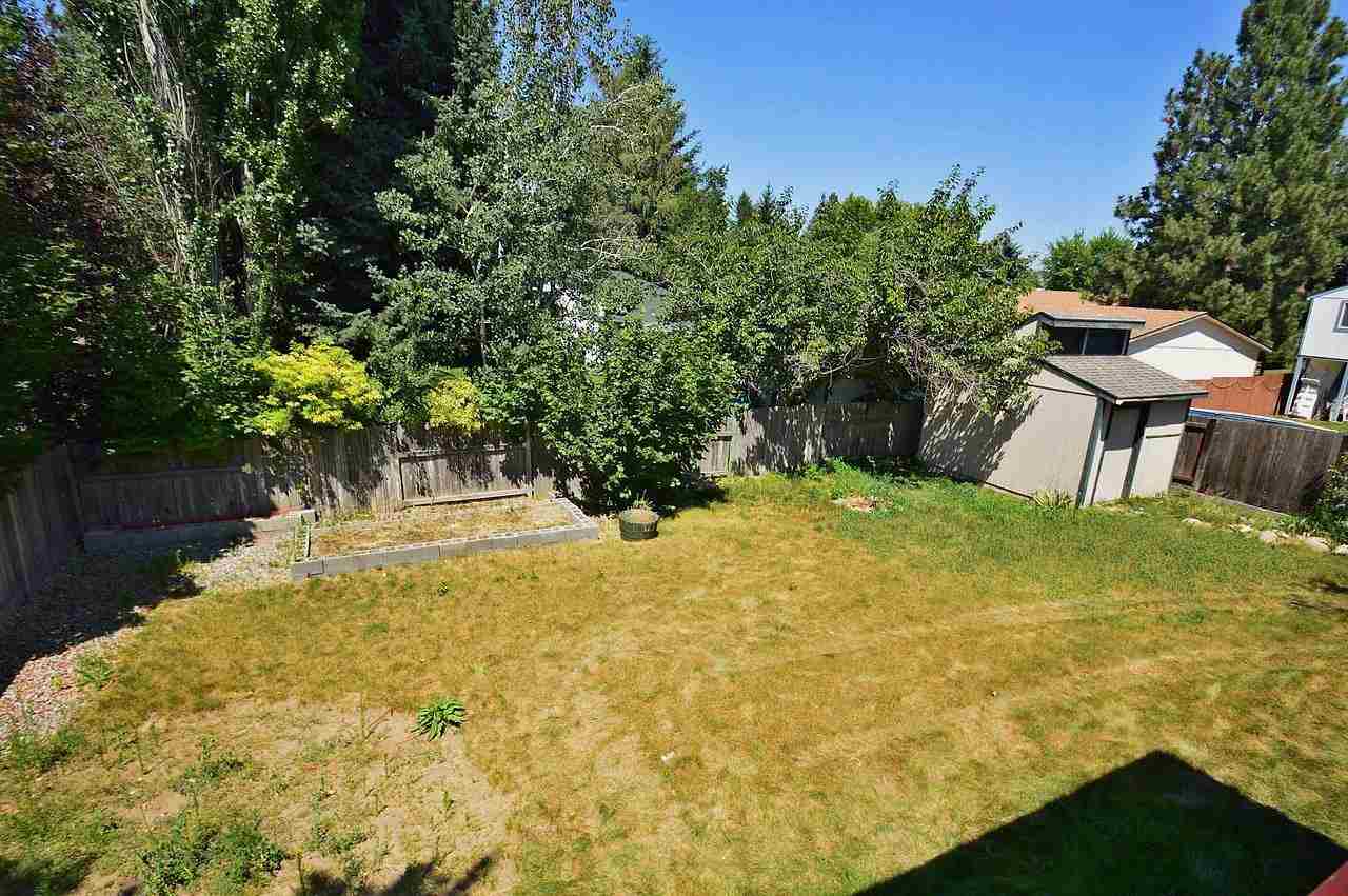 621 E Sumter Way - Photo 9