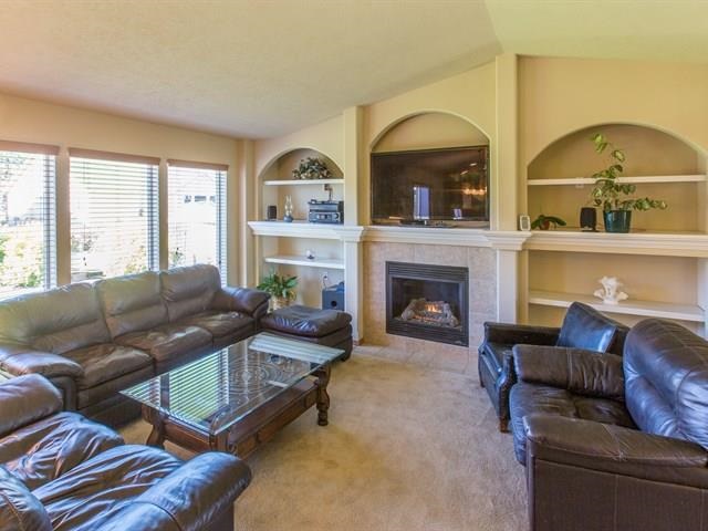 708 E Bonnie Lynn Ln - Photo 3