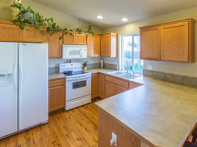708 E Bonnie Lynn Ln - Photo 6