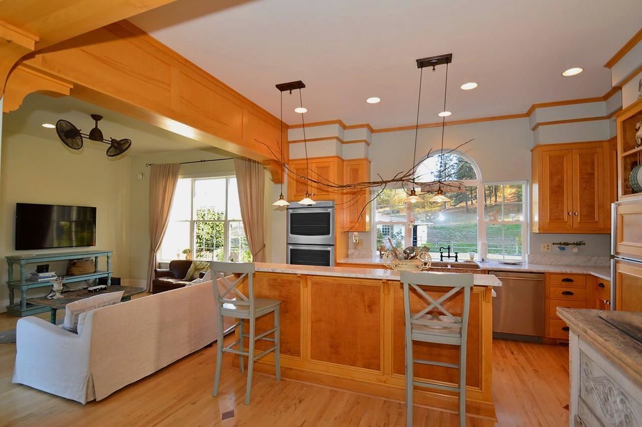 9410 E Greenleaf Dr - Photo 4