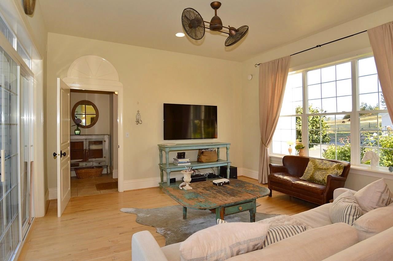 9410 E Greenleaf Dr - Photo 8