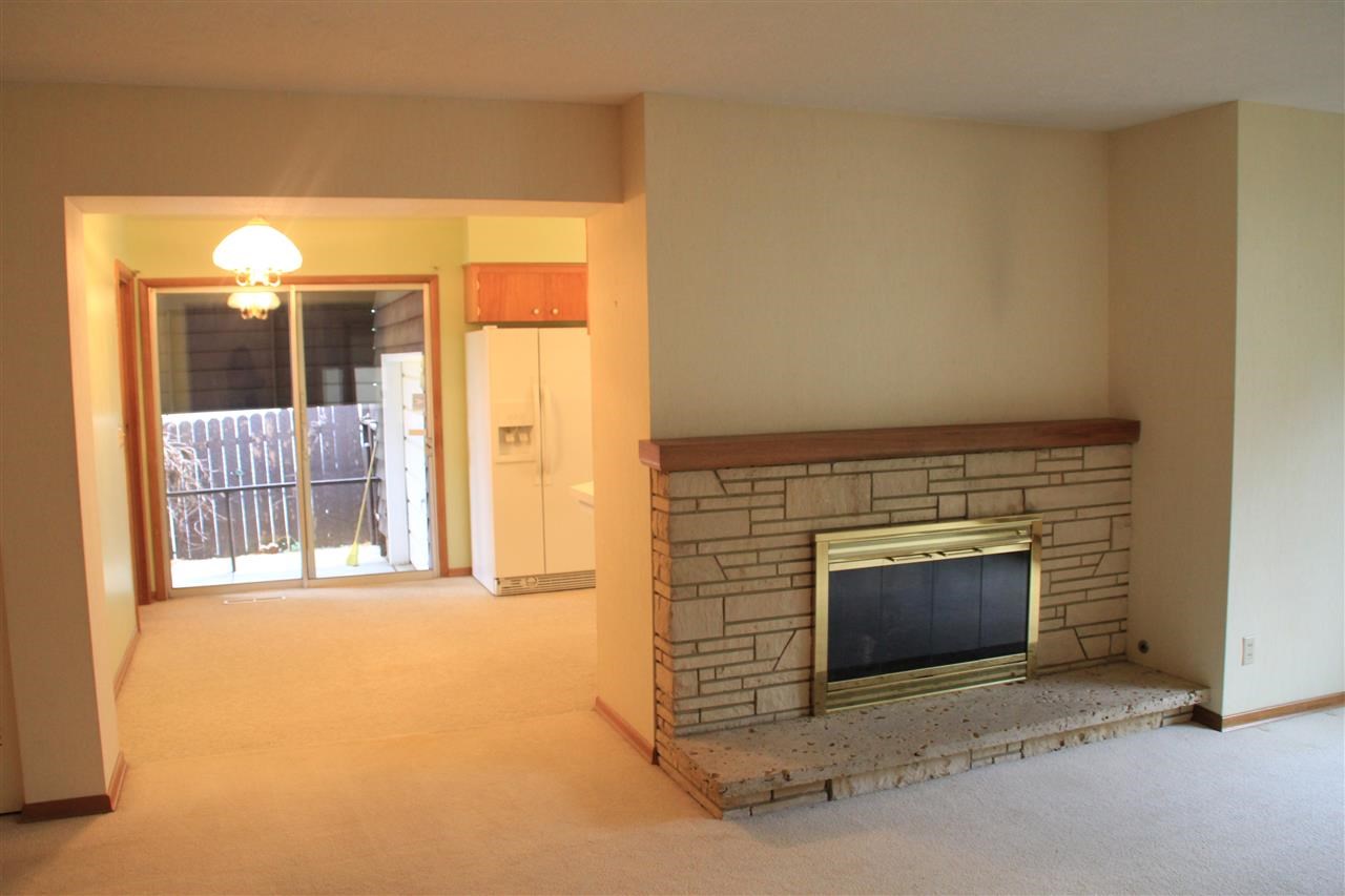 1308 E 40th Ave - Photo 3