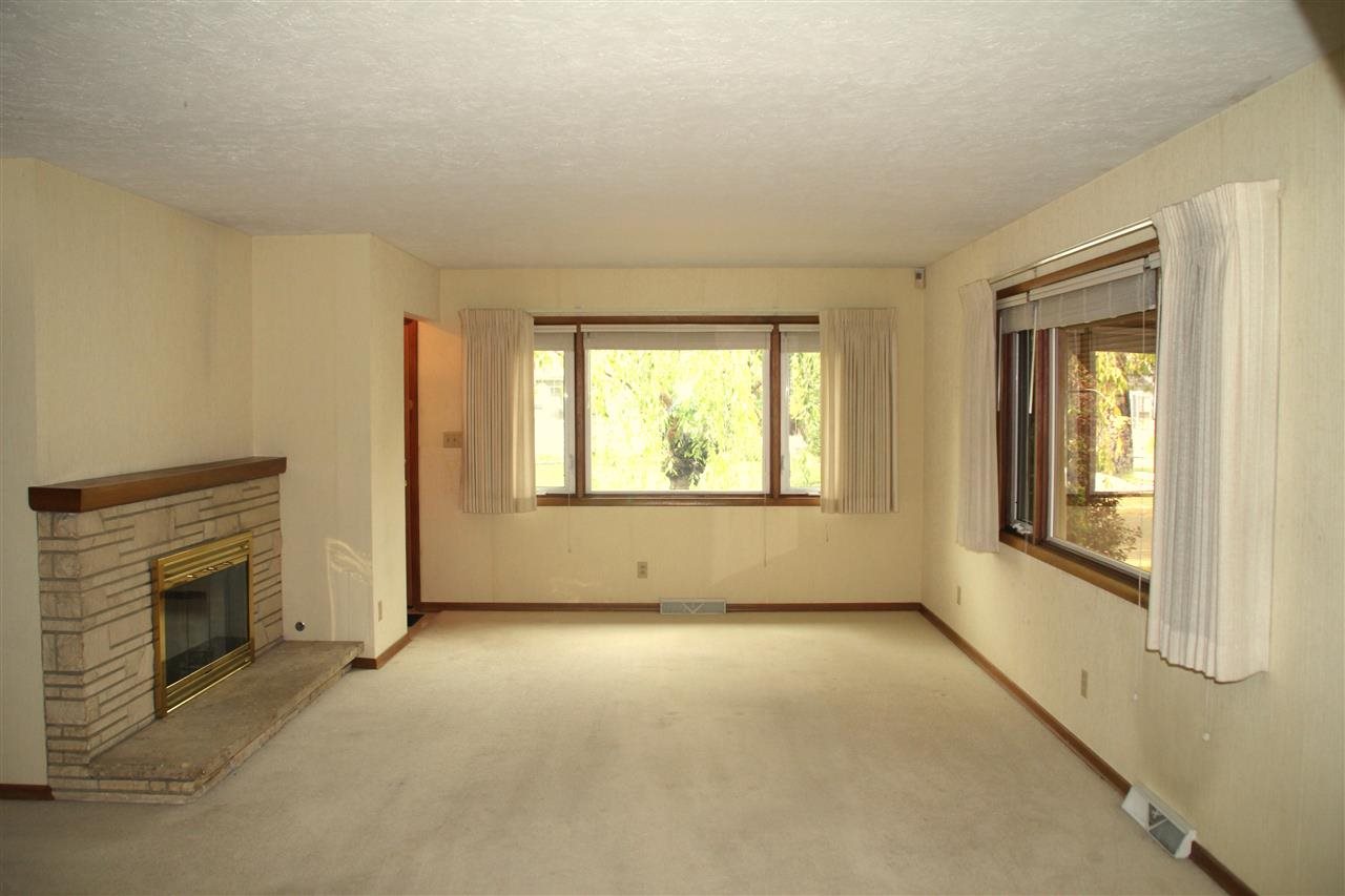 1308 E 40th Ave - Photo 5