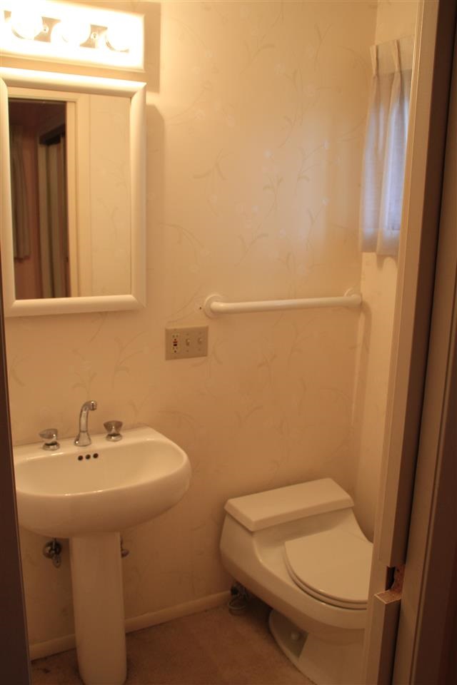 1308 E 40th Ave - Photo 9