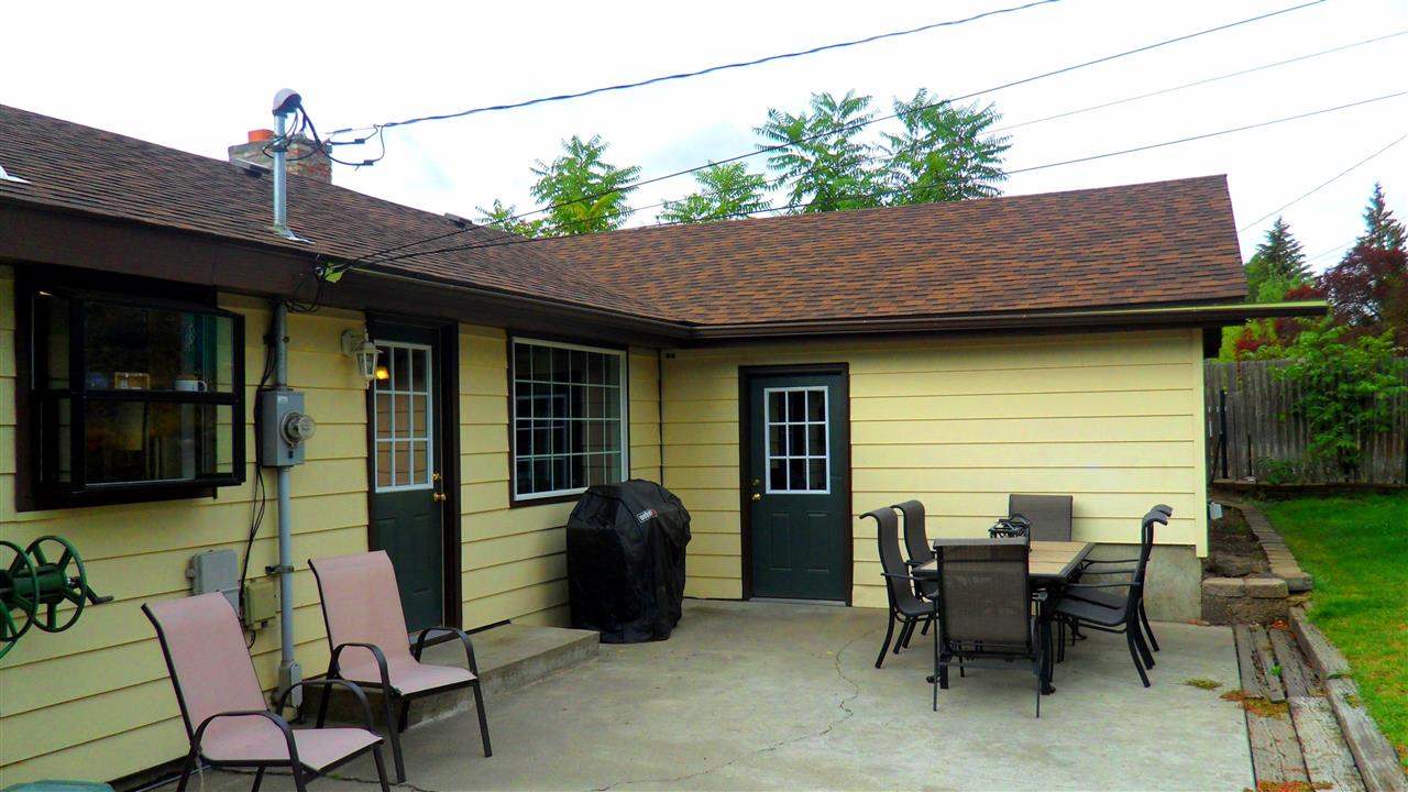 2220 W Holyoke Ave - Photo 18