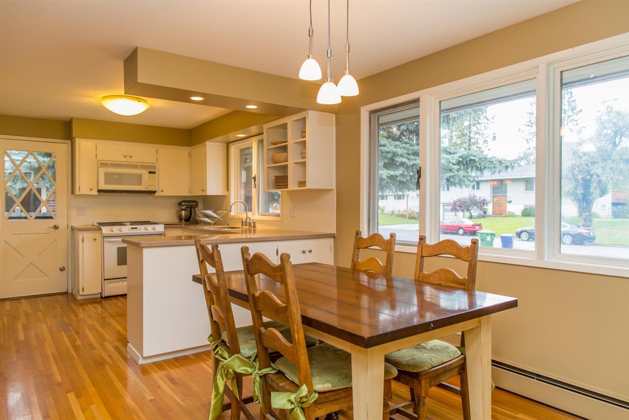 2510 E 38th Ave - Photo 3