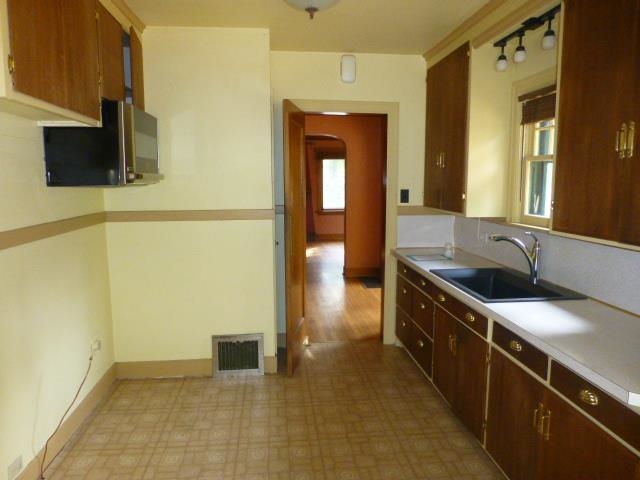 1428 S Perry St - Photo 7