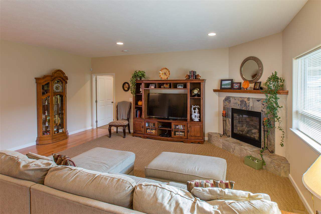 13814 E 22ND - Photo 7