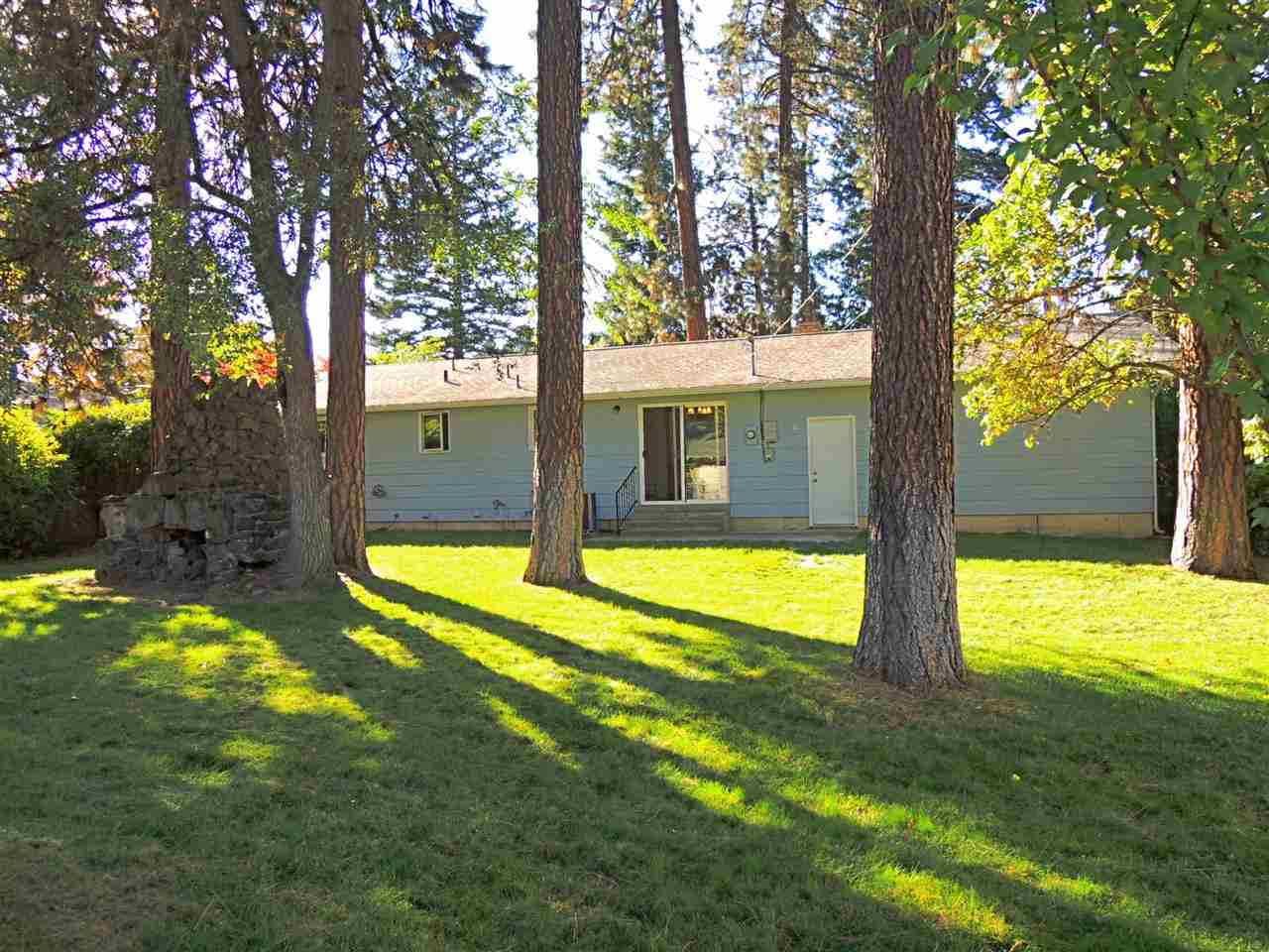 3115 S Division St - Photo 3