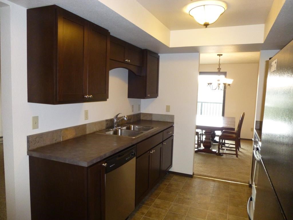 162 S Coeur D'Alene St - Photo 8