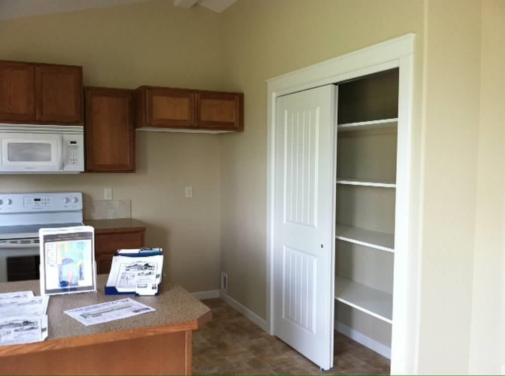 832 N Oasis Ave - Photo 5