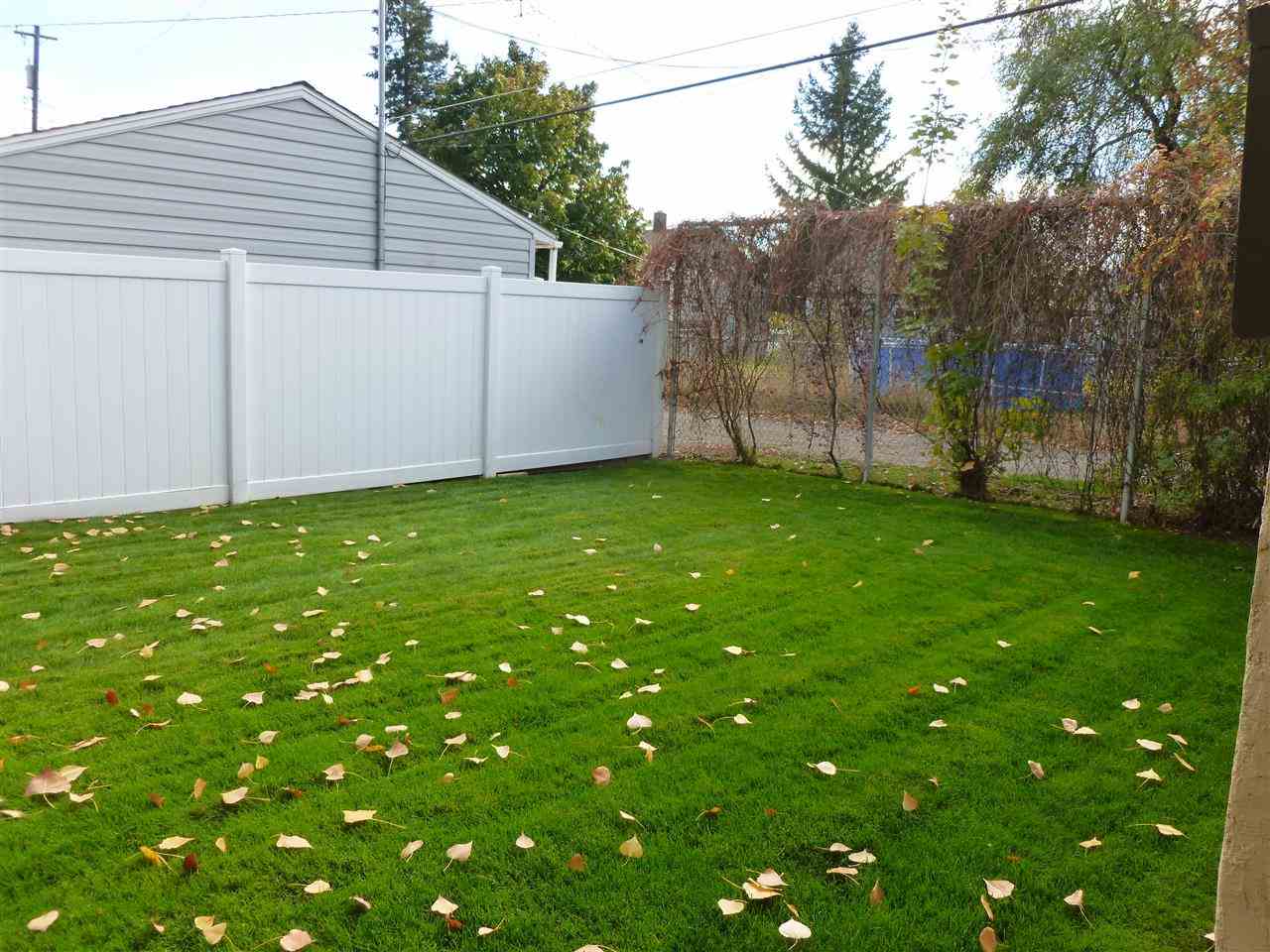 804 E CROWN Ave - Photo 15
