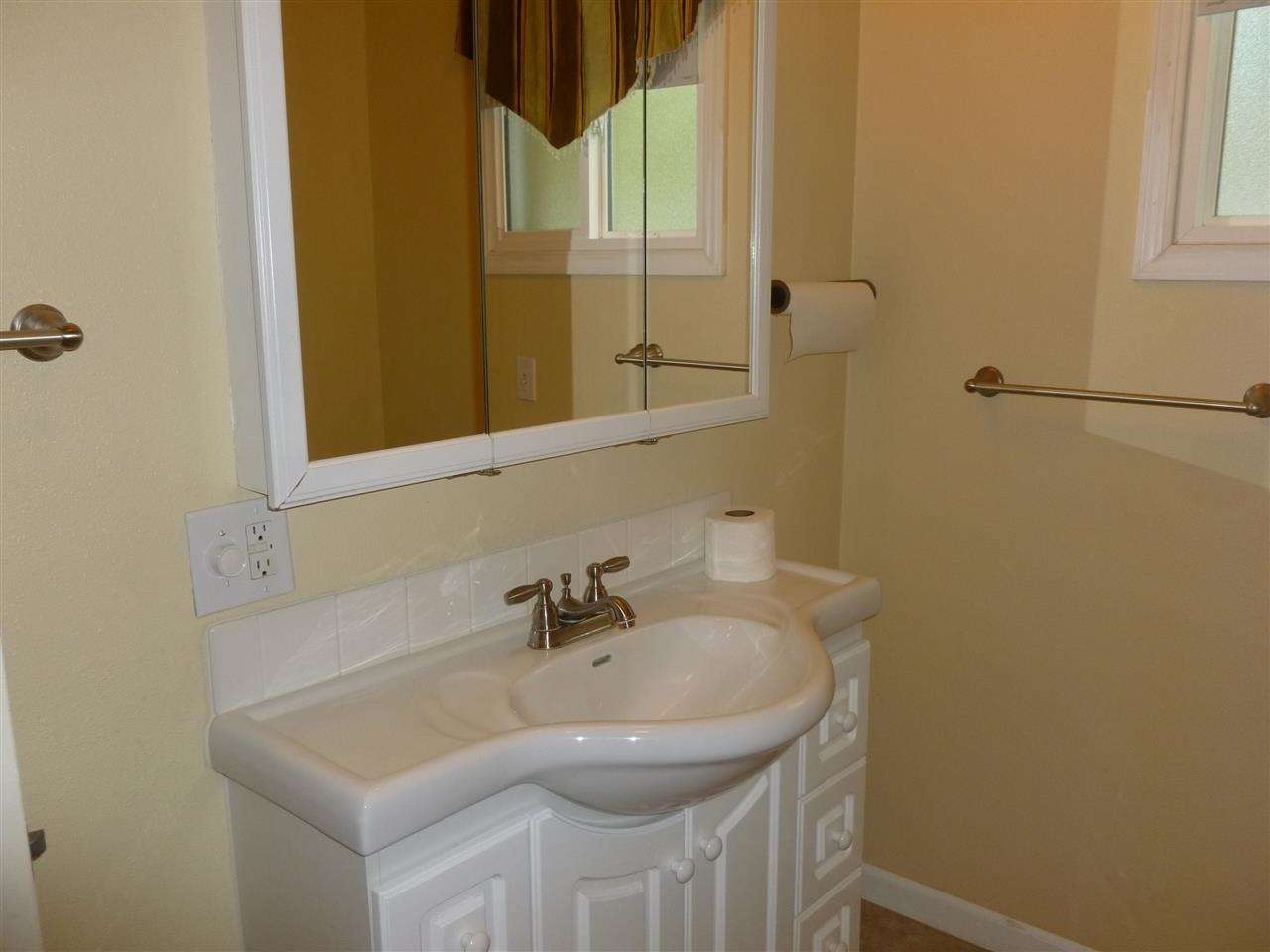 804 E CROWN Ave - Photo 9