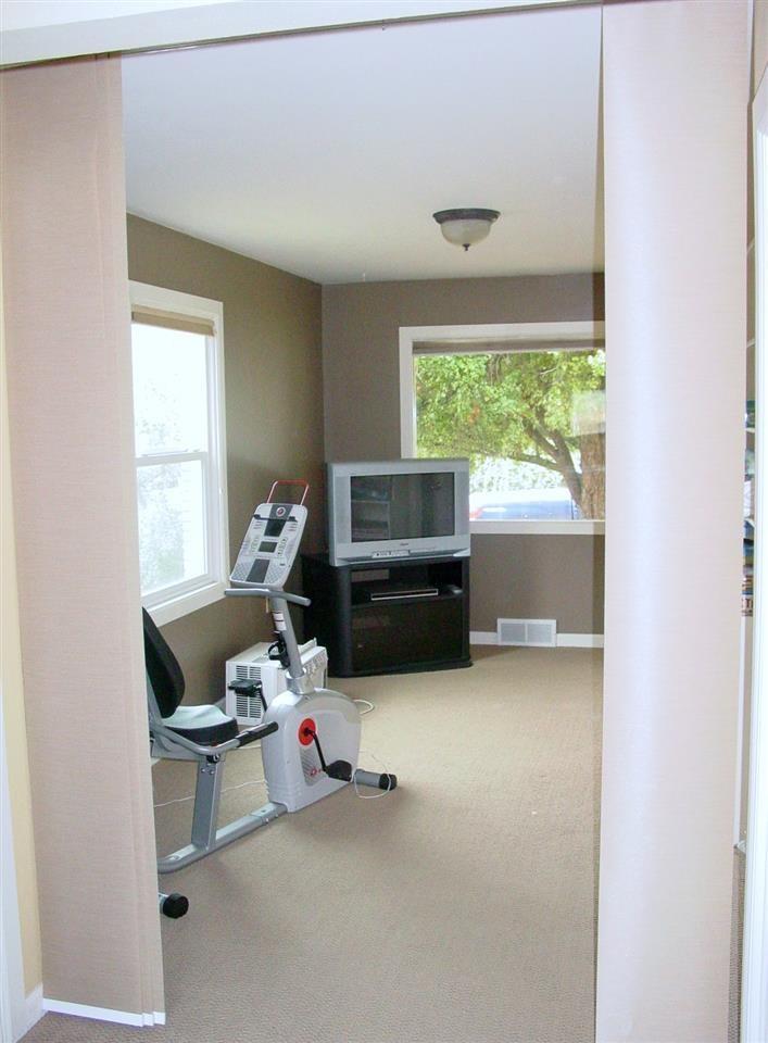 888 E 2nd Ave - Photo 7