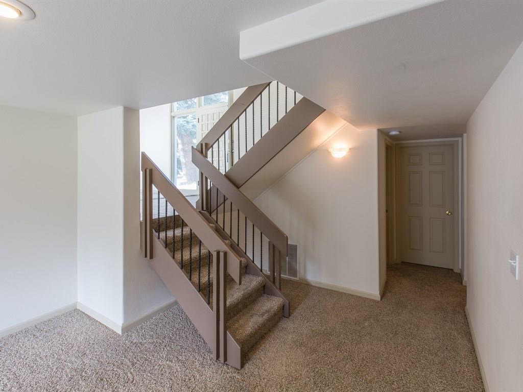 6916 E 11th Ave - Photo 8