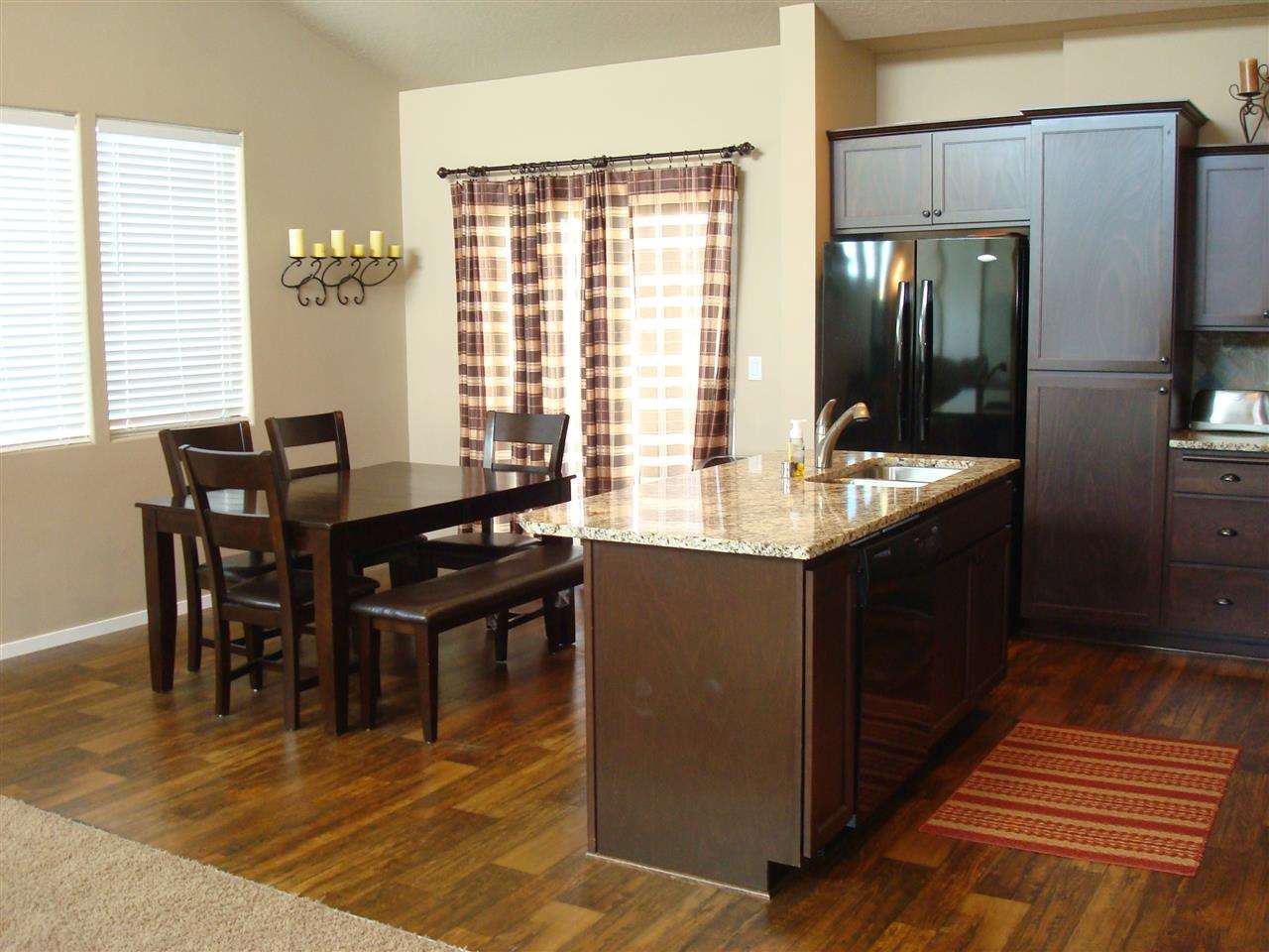 1780 N Oakland Rd - Photo 4