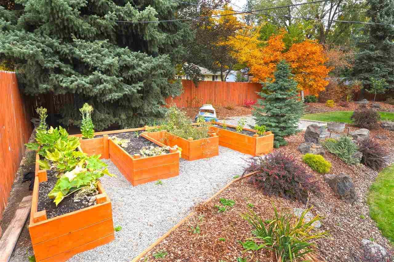 10713 E 22nd Ave - Photo 19