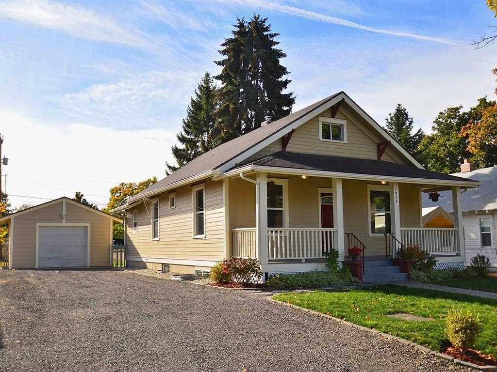 7922 E Buckeye Ave - Photo 1