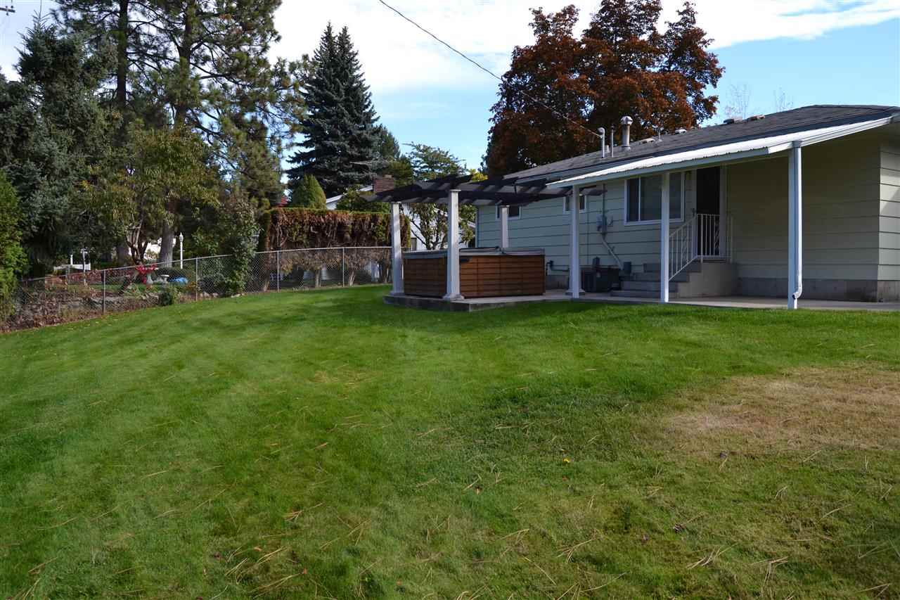 8023 N Fox Point Dr - Photo 18