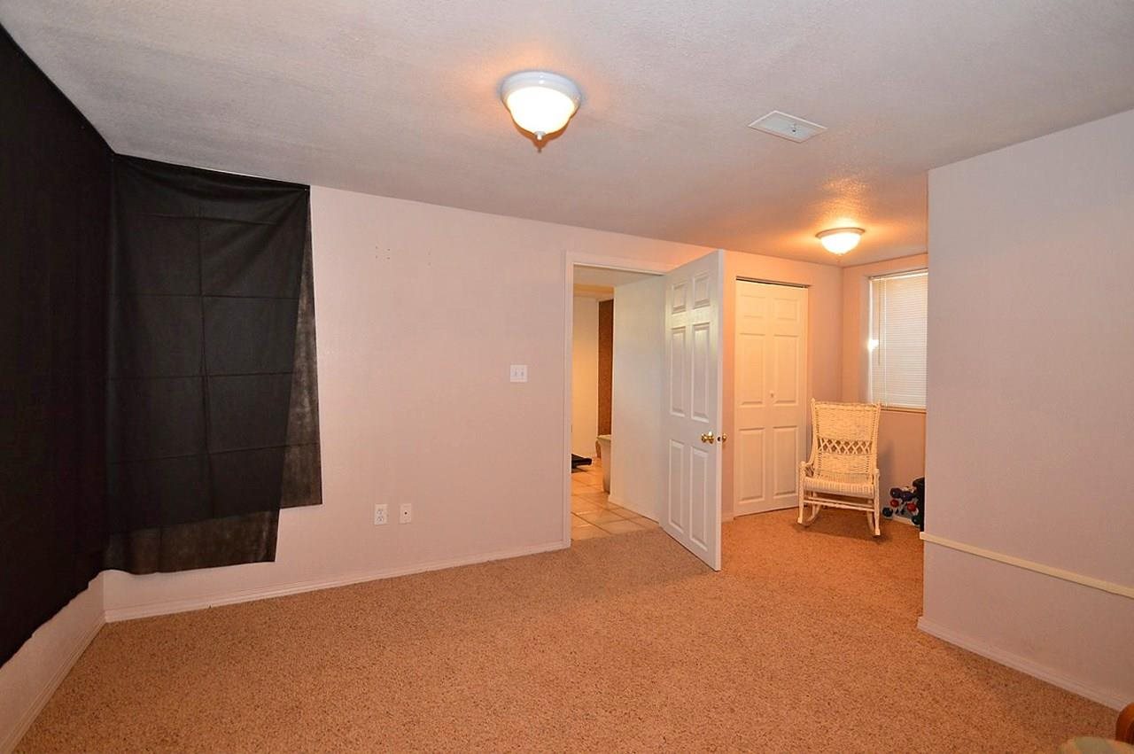 421 E Nordin Ave - Photo 12