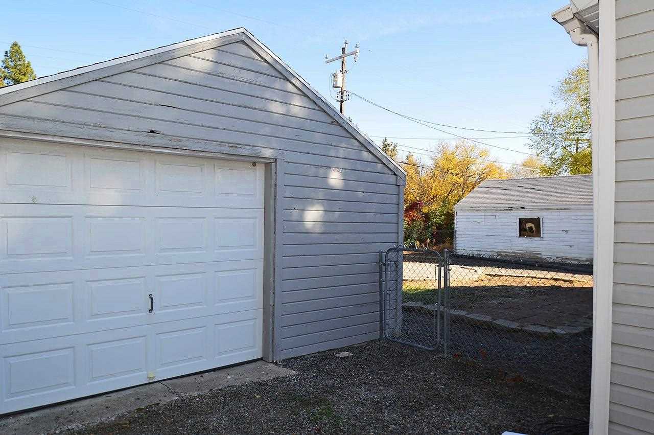 421 E Nordin Ave - Photo 17