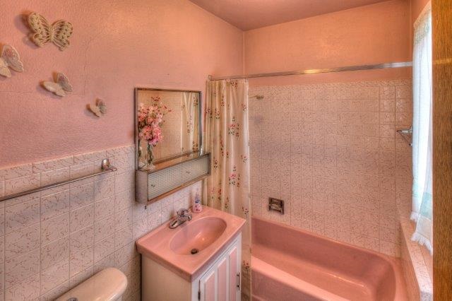 1107 W Grace Ave - Photo 13