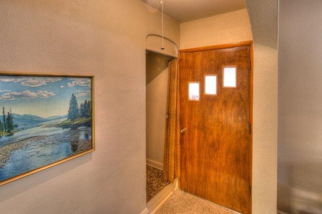 1107 W Grace Ave - Photo 4