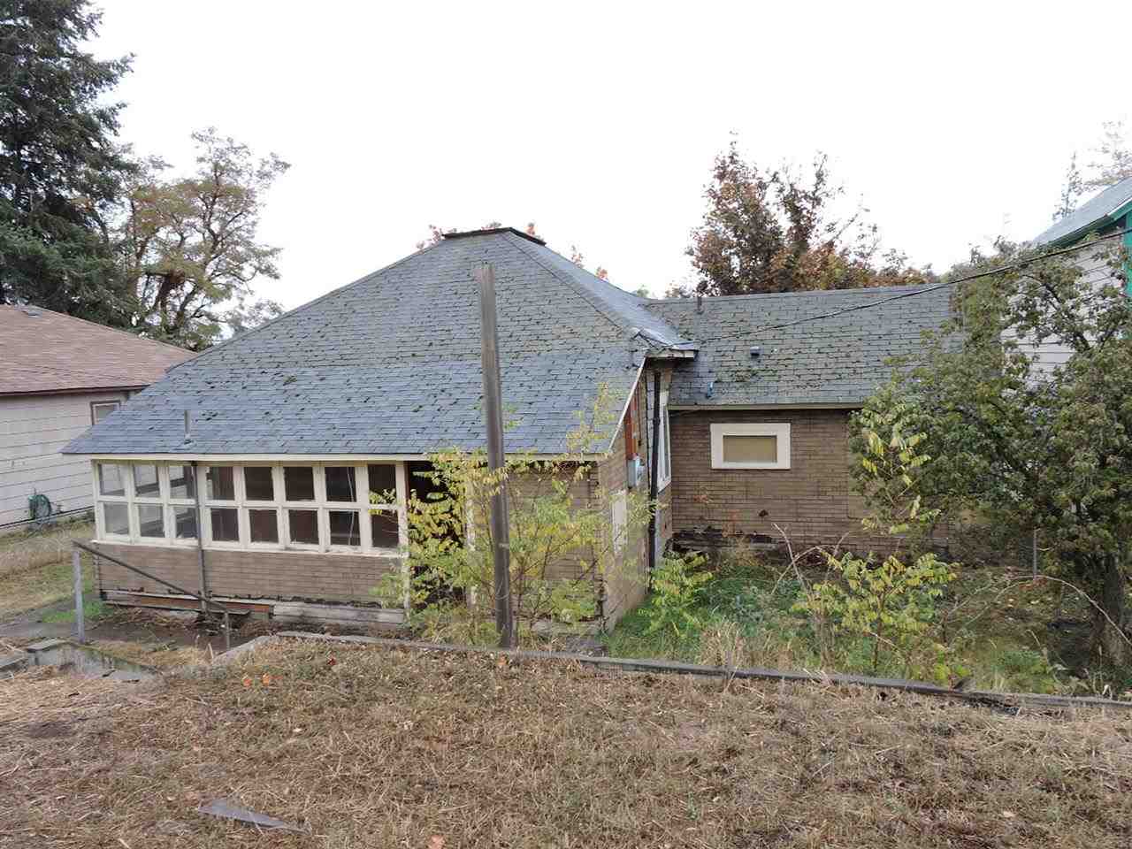 804 Logan St - Photo 15