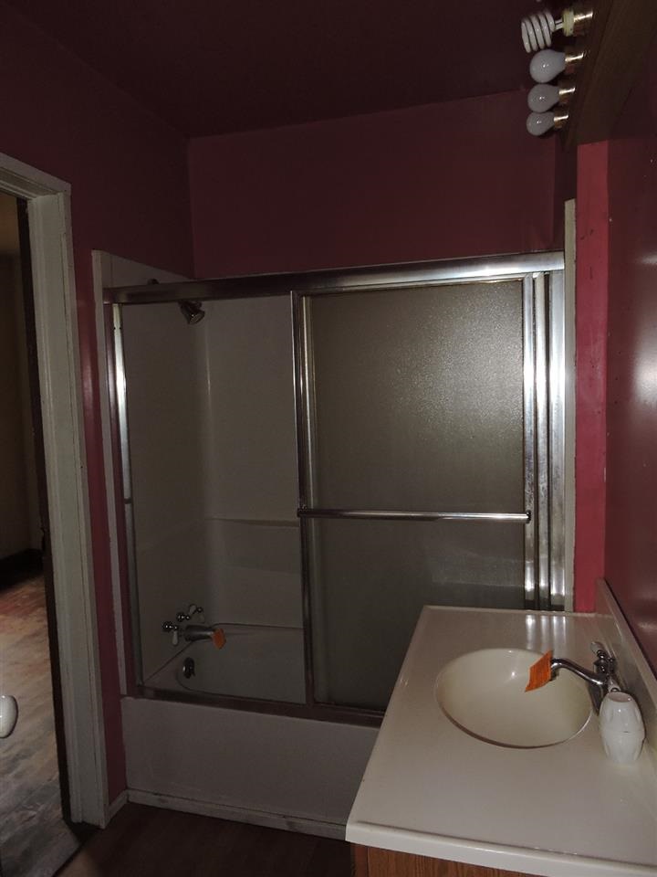 804 Logan St - Photo 6
