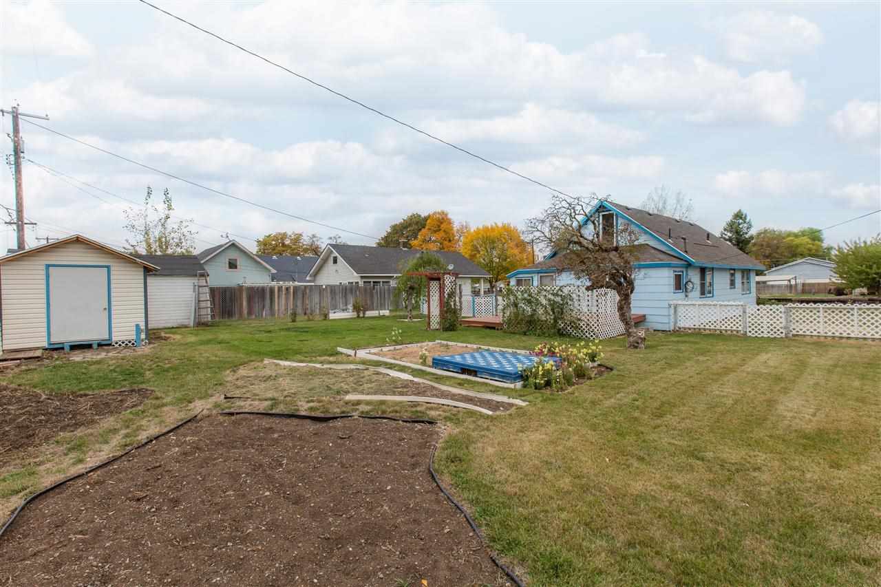 2410 E Sanson - Photo 19