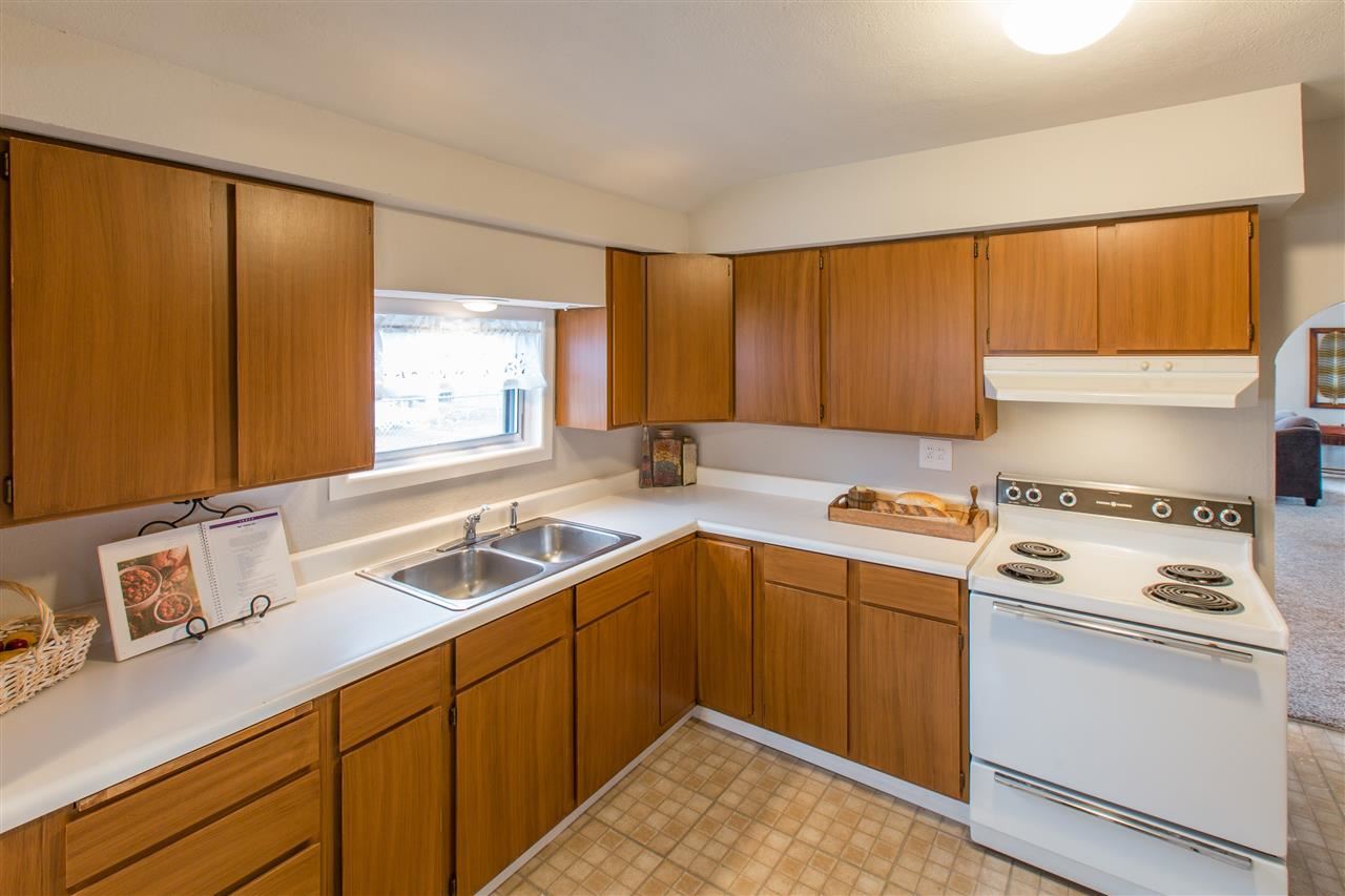 2410 E Sanson - Photo 9