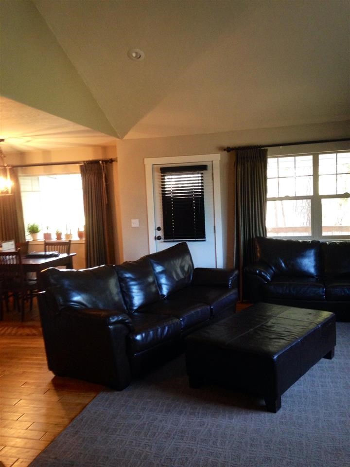 317 Simpson Parkway - Photo 4
